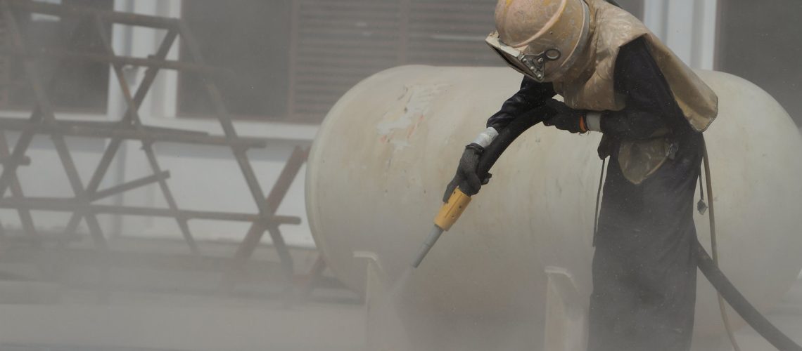 ניקוי חול בהתזה